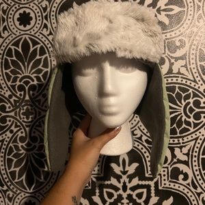 Handmde aviator yoda hat